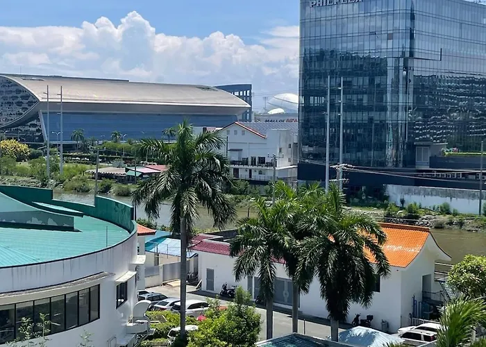 In Paranaque Pasay Spacious And Luxurious * مانيلا